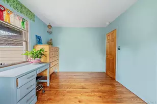 1432 Gardiner Dr, Bay Shore, NY 11706 - Photo 9