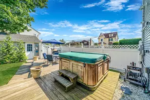 29 N Plaza, Amityville, NY 11701 - Photo 25