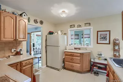 16 Hamilton Drive, Hopewell Junction, NY 12533 - Photo 15