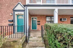 196-72 69th Ave, Fresh Meadows, NY 11365 - Photo 3