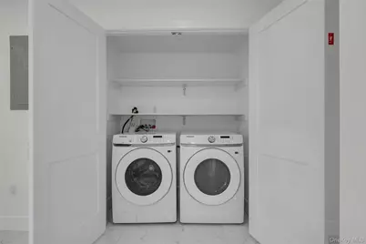 One Manhasset Avenue #B, Port Washington, NY 11050 - Photo 23