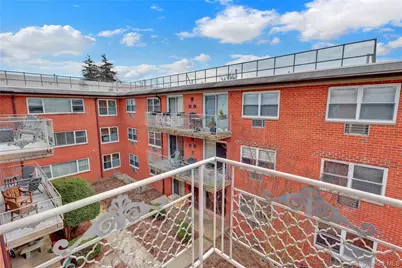 250 N Village #C24, Rockville Centre, NY 11570 - Photo 17