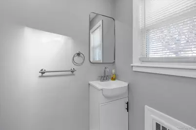 246 Wellington Road, Mineola, NY 11501 - Photo 11