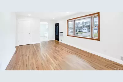 169 Dovecote Lane, Central Islip, NY 11722 - Photo 5