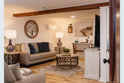 1271 State Route 208, Wallkill, NY 12589 - Photo 9