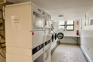 65 W Broadway, Long Beach, NY 11561 - Photo 11