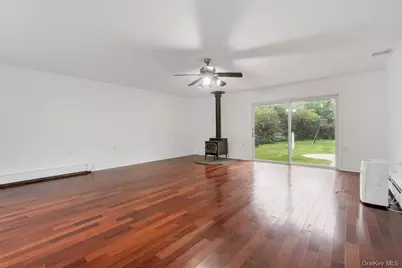 1467 Goshen Turnpike, Middletown, NY 10941 - Photo 7