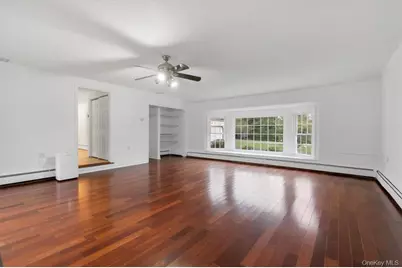 1467 Goshen Turnpike, Middletown, NY 10941 - Photo 9