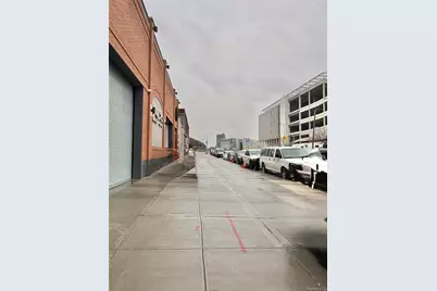 2525 Borden Ave #207, Long Island City, NY 11101 - Photo 3