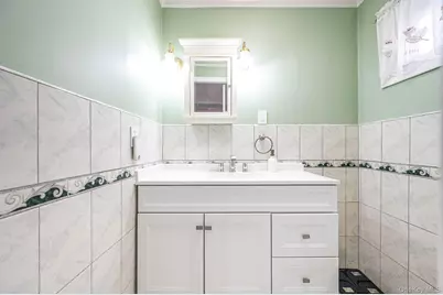 10934 124th Street, Ozone Park, NY 11420 - Photo 37