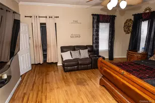 24 Whaley St, Freeport, NY 11520 - Photo 11