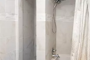 24 Whaley St, Freeport, NY 11520 - Photo 21