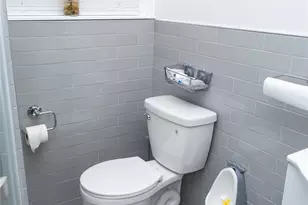 24 Whaley St, Freeport, NY 11520 - Photo 9