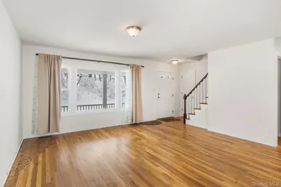 3483 Overlook Avenue, Yorktown Heights, NY 10598 - Photo 5