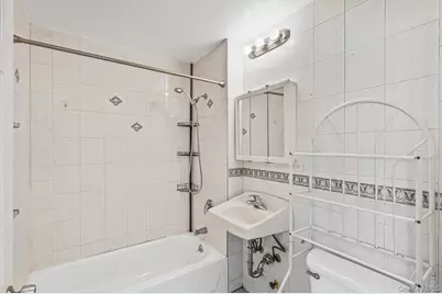 71-33 162nd Street #B, Fresh Meadows, NY 11365 - Photo 11