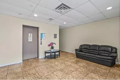 71-33 162nd Street #B, Fresh Meadows, NY 11365 - Photo 3