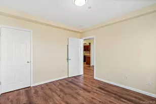 71-33 162nd St, Fresh Meadows, NY 11365 - Photo 13