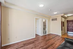 71-33 162nd St, Fresh Meadows, NY 11365 - Photo 9