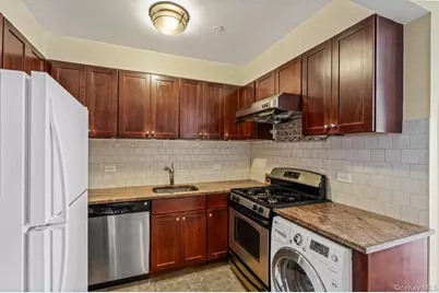 71-33 162nd Street #B, Fresh Meadows, NY 11365 - Photo 5