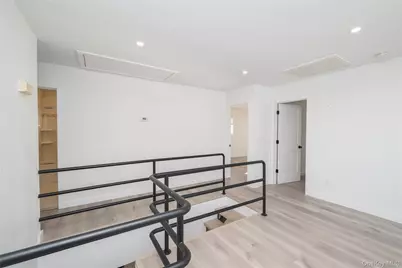 15 Roneck Court, Shirley, NY 11967 - Photo 27