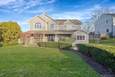 39 13th Avenue, Ronkonkoma, NY 11779 - Photo 1