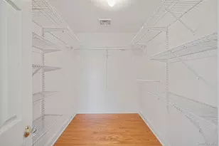 39 13th Ave, Ronkonkoma, NY 11779 - Photo 17