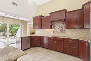 31 Admirals Dr E, Bay Shore, NY 11706 - Photo 17