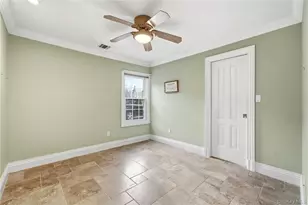 31 Admirals Dr E, Bay Shore, NY 11706 - Photo 25