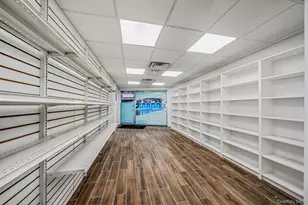 104-06 Jamaica Ave, Richmond Hill, NY 11418 - Photo 3