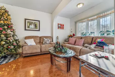 8763 108th Street, Richmond Hill, NY 11418 - Photo 3