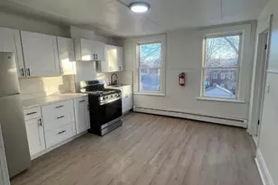 107 Benkard Ave, Newburgh, NY 12550 - Photo 9