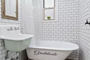 110-31 73rd Rd, Forest Hills, NY 11375 - Photo 11