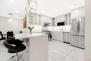 72-11 110th St, Forest Hills, NY 11375 - Photo 15