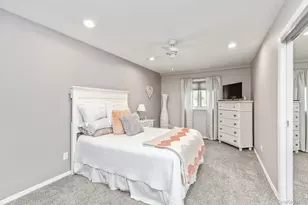 74 Lauren Ave, Dix Hills, NY 11746 - Photo 15