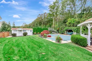 74 Lauren Ave, Dix Hills, NY 11746 - Photo 37