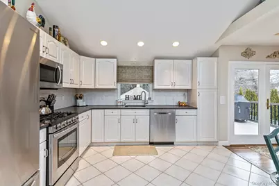 74 Lauren Avenue, Dix Hills, NY 11746 - Photo 9