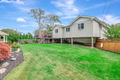 74 Lauren Avenue, Dix Hills, NY 11746 - Photo 31