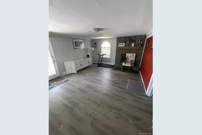 309 Sunrise Drive, Sayville, NY 11782 - Photo 15