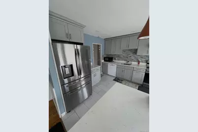 309 Sunrise Drive, Sayville, NY 11782 - Photo 5