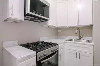 5715 Mosholu Avenue #2E, Bronx, NY 10471 - Photo 5