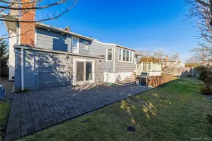 136 Greenway Rd, Long Beach, NY 11561 - Photo 19