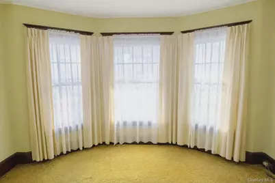 409 Baker Street, Poughkeepsie, NY 12603 - Photo 11