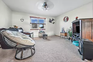 4068 Darby Ln, Seaford, NY 11783 - Photo 17