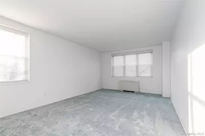 1 Kensington Gate #302, Great Neck, NY 11021 - Photo 25