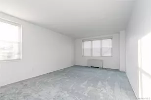 1 Kensington Gate, Great Neck, NY 11021 - Photo 25