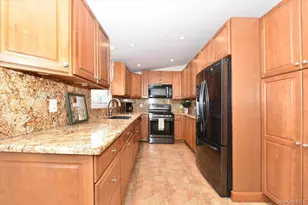 57 Jackson Pl, Massapequa, NY 11758 - Photo 13