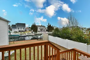 57 Jackson Pl, Massapequa, NY 11758 - Photo 25