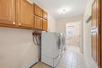 28 2nd Avenue, Central Islip, NY 11722 - Photo 11