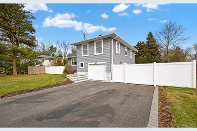 175 Evergreen Avenue, Smithtown, NY 11787 - Photo 31