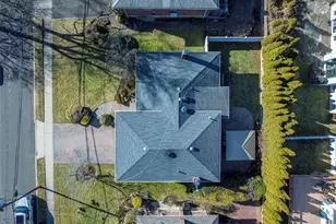 97 Gilmar Ln, Roslyn Heights, NY 11577 - Photo 37